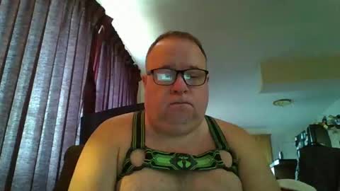 Snapshot of jyahoo2000 chatting on December 21, 2025, 9:22 pm J online show from December 21, 2025, 9:22 pm