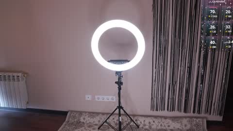 Amely online show from January 13, 2025, 4:39 am