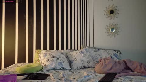 Snapshot of kad_kad chatting on January 15, 2025, 7:23 pm Kanela online show from January 15, 2025, 7:23 pm