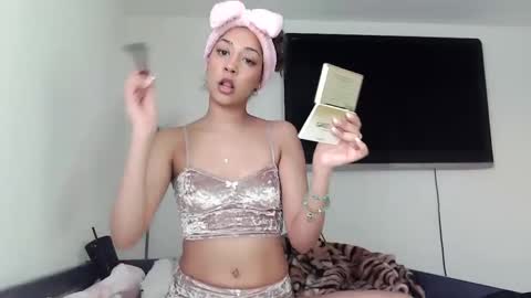 Snapshot of kaelagreen chatting on February 20, 2025, 7:30 pm kaelagreen online show from February 20, 2025, 7:30 pm