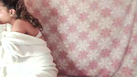 Snapshot of kaelagreen chatting on February 22, 2025, 5:23 am kaelagreen online show from February 22, 2025, 5:23 am