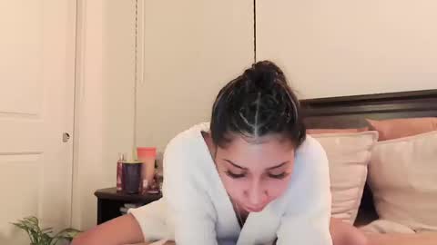 Snapshot of kaelagreen chatting on October 19, 2025, 6:47 am kaelagreen online show from October 19, 2025, 6:47 am