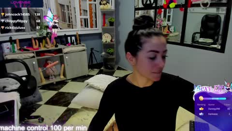 Snapshot of kagomme_h chatting on December 28, 2024, 11:41 am Antonella online show from December 28, 2024, 11:41 am