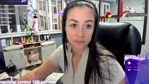 Snapshot of kagomme_h chatting on February 13, 2025, 10:55 am Antonella online show from February 13, 2025, 10:55 am