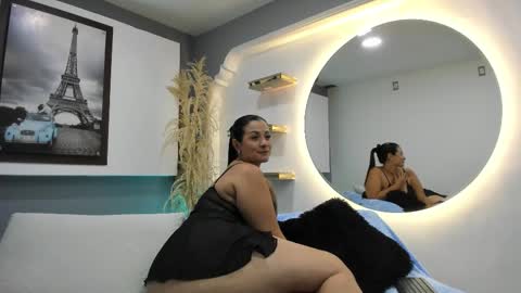 Snapshot of kagomme_h chatting on October 8, 2025, 5:16 am Antonella online show from October 8, 2025, 5:16 am