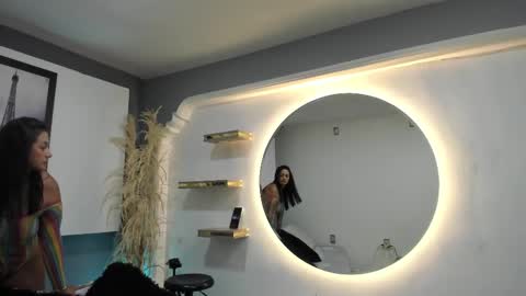 Snapshot of kagomme_h chatting on October 10, 2025, 5:06 am Antonella online show from October 10, 2025, 5:06 am