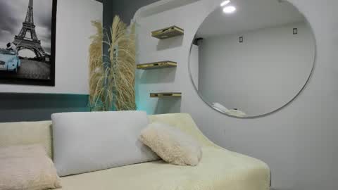 Snapshot of kagomme_h chatting on October 16, 2025, 4:46 am Antonella online show from October 16, 2025, 4:46 am