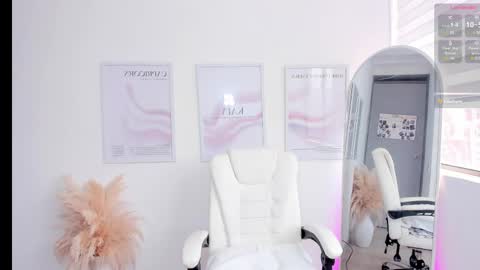 Snapshot of kaia_cam chatting on March 9, 2025, 6:11 pm    online show from March 9, 2025, 6:11 pm