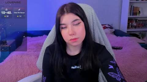 Snapshot of kailey_harris chatting on December 11, 2024, 6:20 pm Kailey NONUDE online show from December 11, 2024, 6:20 pm