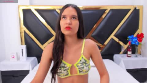 Snapshot of kaily_sweet1 chatting on September 28, 2025, 11:26 am kelly online show from September 28, 2025, 11:26 am