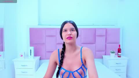 Snapshot of kaily_sweet1 chatting on October 28, 2025, 11:14 am kelly online show from October 28, 2025, 11:14 am