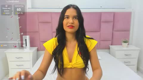 Snapshot of kaily_sweet1 chatting on November 2, 2025, 11:12 am kelly online show from November 2, 2025, 11:12 am