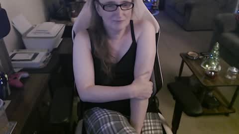 Camprincess331 online show from November 21, 2025, 2:21 am