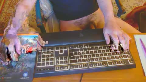 Leon online show from December 30, 2024, 1:58 pm