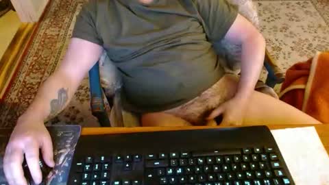 Leon online show from September 20, 2025, 1:56 pm