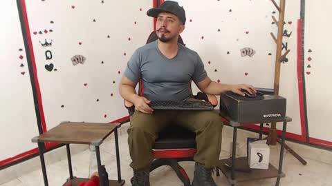 Snapshot of kalethbigdick88 chatting on September 16, 2025, 3:57 pm Kaleth online show from September 16, 2025, 3:57 pm