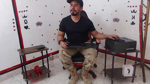 Snapshot of kalethbigdick88 chatting on October 1, 2025, 6:41 am Kaleth online show from October 1, 2025, 6:41 am