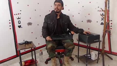 Snapshot of kalethbigdick88 chatting on October 6, 2025, 5:49 am Kaleth online show from October 6, 2025, 5:49 am