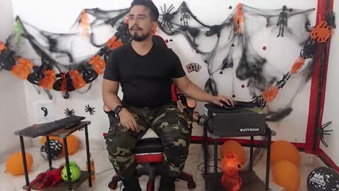 Snapshot of kalethbigdick88 chatting on November 2, 2025, 12:46 am Kaleth online show from November 2, 2025, 12:46 am