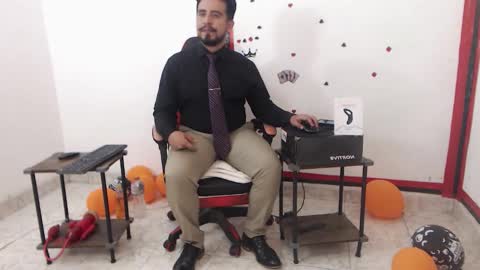 Snapshot of kalethbigdick88 chatting on November 11, 2025, 7:19 am Kaleth online show from November 11, 2025, 7:19 am