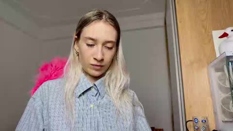 Snapshot of kali_the_goddess chatting on October 24, 2025, 2:57 pm kali_the_goddess online show from October 24, 2025, 2:57 pm