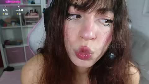 Snapshot of kalina_kittie chatting on March 3, 2025, 5:20 am Kalina Kittie online show from March 3, 2025, 5:20 am