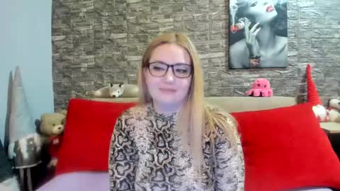 kalindahot online show from February 9, 2025, 1:11 am