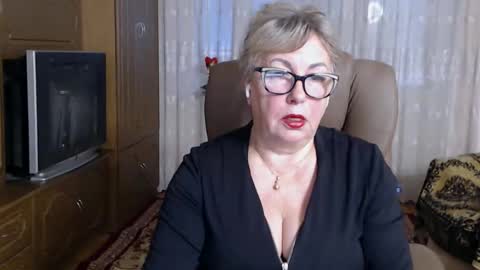 kalliiina online show from October 22, 2025, 8:03 am