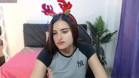 Snapshot of kameron_tay chatting on December 4, 2025, 7:55 pm KAMERON online show from December 4, 2025, 7:55 pm