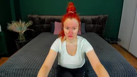 Snapshot of kamilahot25 chatting on February 9, 2025, 5:43 pm kamilahot25 online show from February 9, 2025, 5:43 pm
