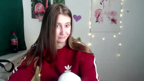 Snapshot of kamilla_love_ chatting on October 10, 2025, 11:31 am kamilla_love_ online show from October 10, 2025, 11:31 am
