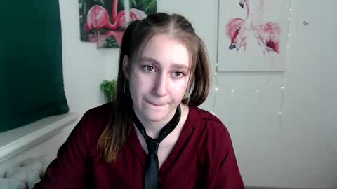kamilla_love_ online show from October 31, 2025, 2:18 pm