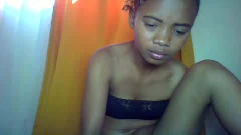 kamillah69 online show from November 10, 2025, 6:34 am