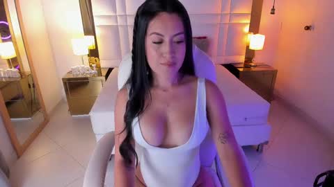 Kamila online show from February 12, 2025, 3:16 pm