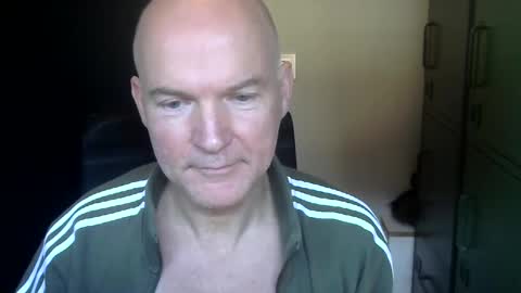 Robbie online show from December 23, 2024, 9:05 am