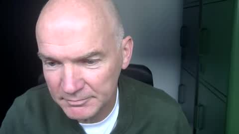 Robbie online show from October 18, 2025, 9:10 am