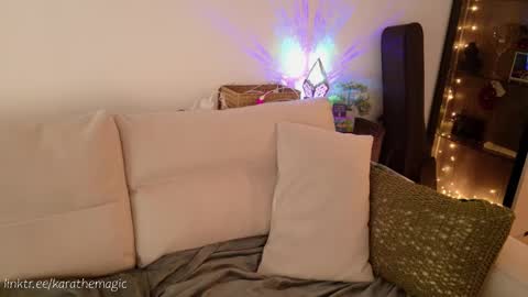 Snapshot of karathemagic chatting on February 16, 2025, 7:48 am I am here around 5am GMT karathemagic online show from February 16, 2025, 7:48 am