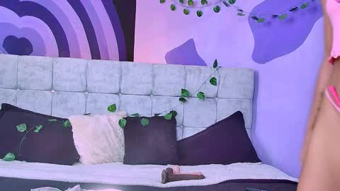 Snapshot of karen_ariass chatting on November 21, 2025, 1:54 pm Karen online show from November 21, 2025, 1:54 pm