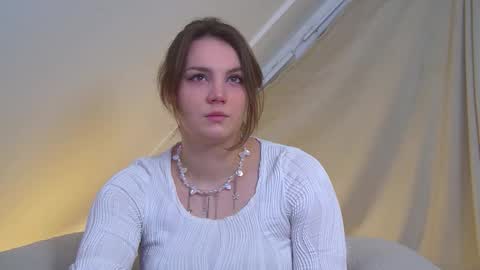 Karen online show from November 23, 2025, 6:19 pm