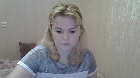 karennelsonx online show from January 13, 2025, 10:14 am