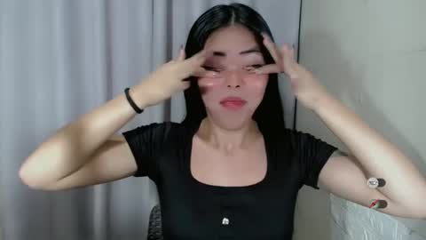 I AM BELLE online show from January 29, 2025, 3:15 pm