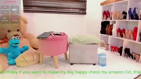 Snapshot of karina_torres_ chatting on October 26, 2025, 5:19 pm Karina online show from October 26, 2025, 5:19 pm