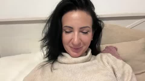 Karina online show from December 22, 2024, 2:39 am