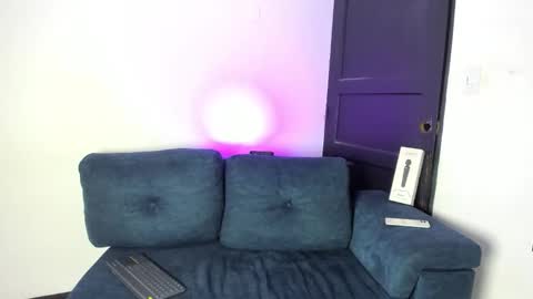 Snapshot of karinapreston_ chatting on December 4, 2025, 8:28 pm karinapreston_ online show from December 4, 2025, 8:28 pm