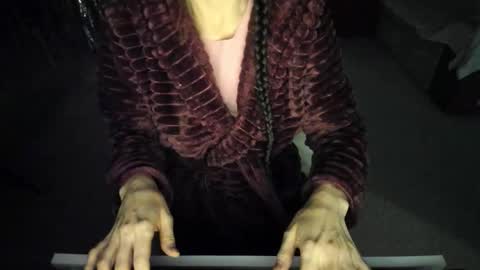 Snapshot of karinasweeety chatting on November 11, 2025, 5:18 am KarinaSweeety online show from November 11, 2025, 5:18 am