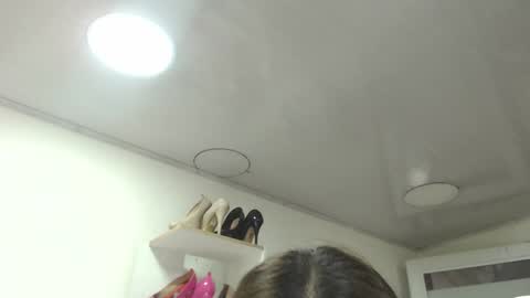Snapshot of karinbellee chatting on January 18, 2025, 12:04 pm Karin online show from January 18, 2025, 12:04 pm