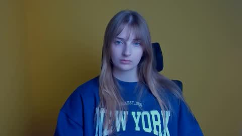 Snapshot of karla_flower chatting on September 25, 2025, 11:14 am Karla online show from September 25, 2025, 11:14 am