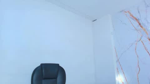 Snapshot of karla_hilton1 chatting on November 19, 2025, 10:59 am karla_hilton1 online show from November 19, 2025, 10:59 am