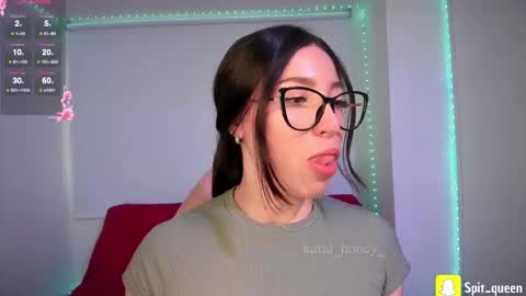 Snapshot of karla_honey_ chatting on November 12, 2025, 10:09 pm Karla online show from November 12, 2025, 10:09 pm