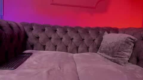 Snapshot of karlaa_evanss chatting on November 7, 2025, 4:23 am carla online show from November 7, 2025, 4:23 am